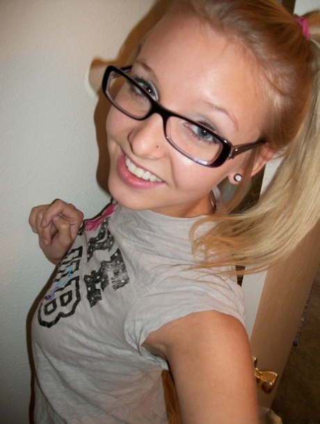 Petite first timer takes mirror selfies with her glasses on