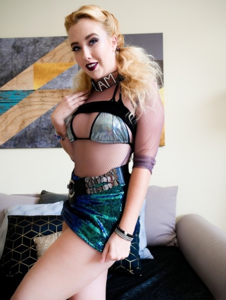 Teen pornstar Samantha Rone gags on cocks after a double penetration