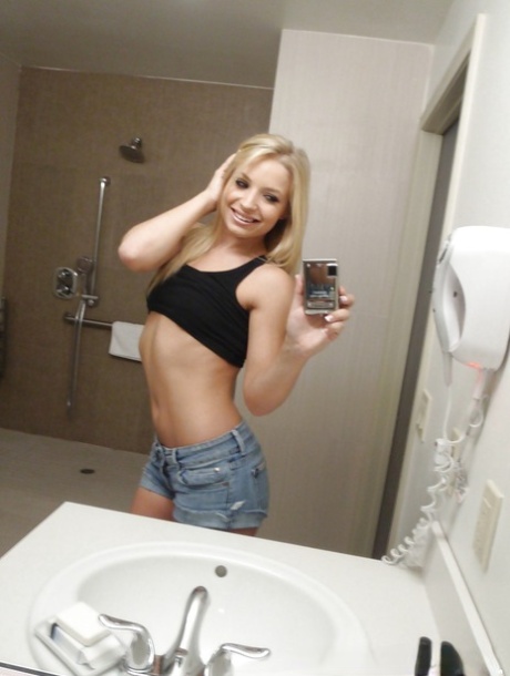 Bath time self shots compliments of skinny teen hottie Alyssa