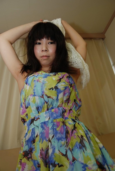 Bosomy asian teen Naomi Ide stripping down and taking shower