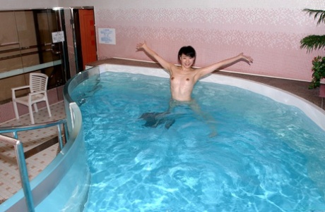 Met Art performed by Miho A Nude Gallery