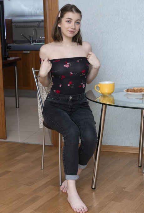 Brunette girl Eliza Thorn reveals her bushy armpits and crotch in a solo