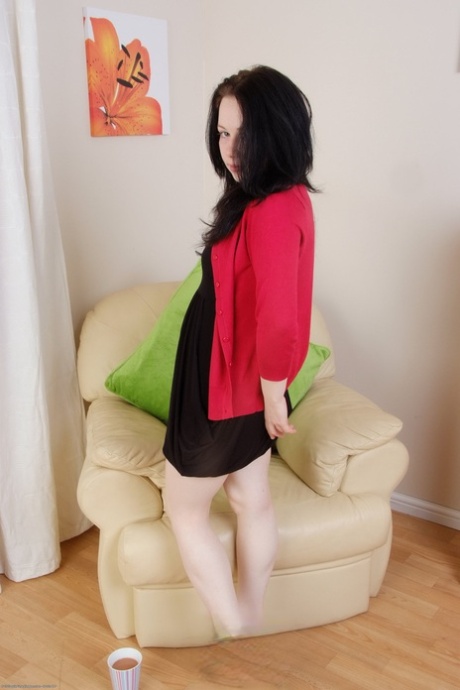 Dark-haired teen Lizzie strips off her clothes & masturbates in a solo