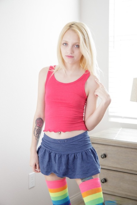 Skinny blonde teen Kate Bloom gets rid of her panties & rubs her beaver