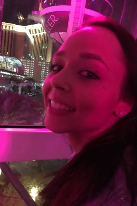 Colombian girlfriend Emily Cash flaunts her sexy feet in her solo compilation