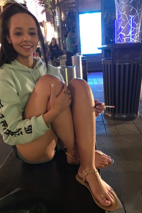 Colombian girlfriend Emily Cash flaunts her sexy feet in her solo compilation