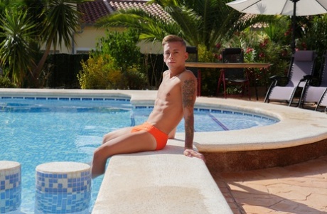 Boy Fun featuring David Sky XXX Photos