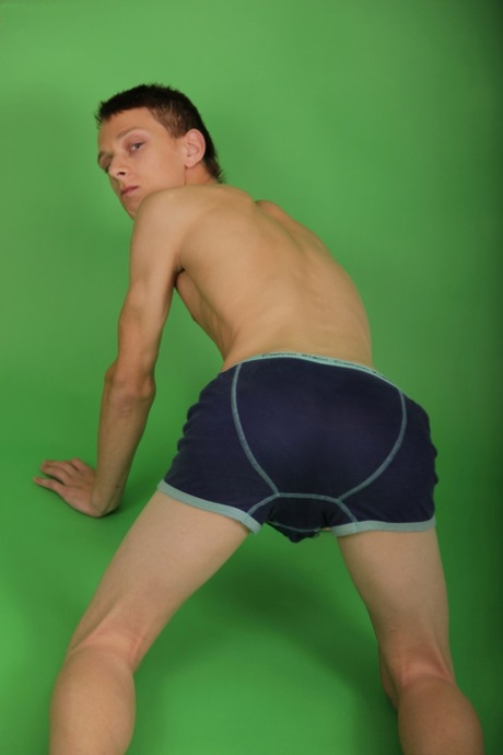 Boy Fun starring Dave Back XXX Pics