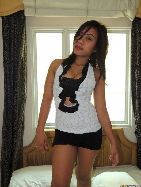 Gorgeous Filipina amateur Monica Manzon reveals her curves and enjoys POV sex