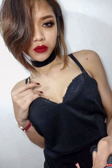 Tiny Ladyboy Pics