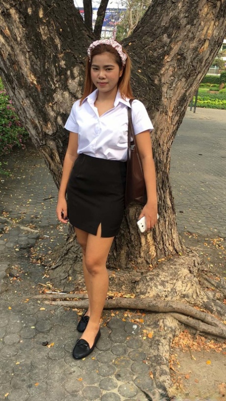 Thai schoolgirl Apple B gets fucked in missionary & doggystyle sex positions