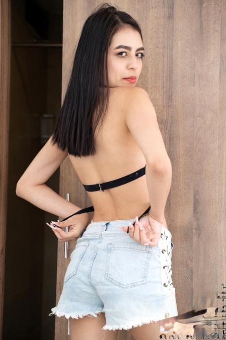 Attractive teen Alice Johnson shows her fabulous figure and touches her twat