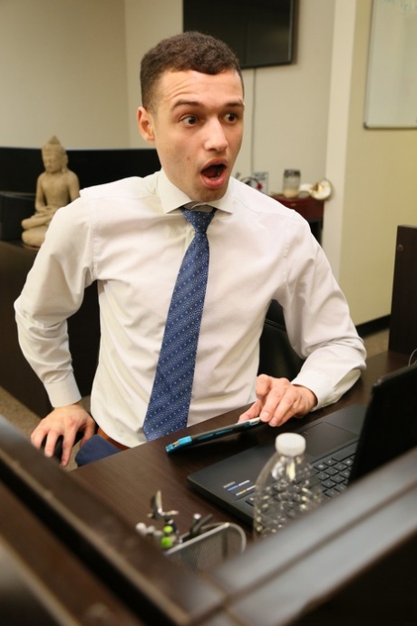 Teen secretary Kyler Quinn gets caught by her boss enjoying an anal quickie